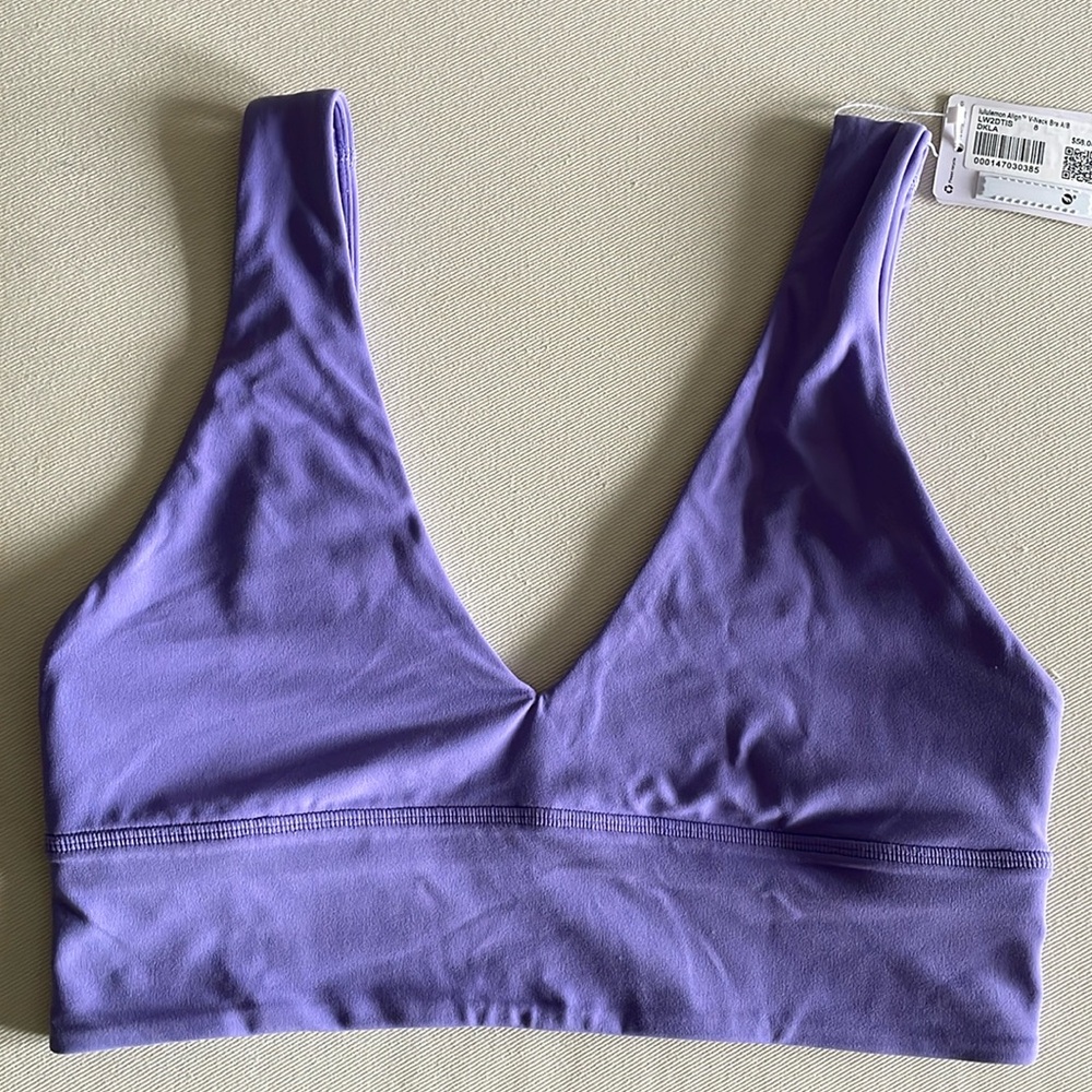 💜NWT Lululemon Align V Neck Light Support A/B sports bra